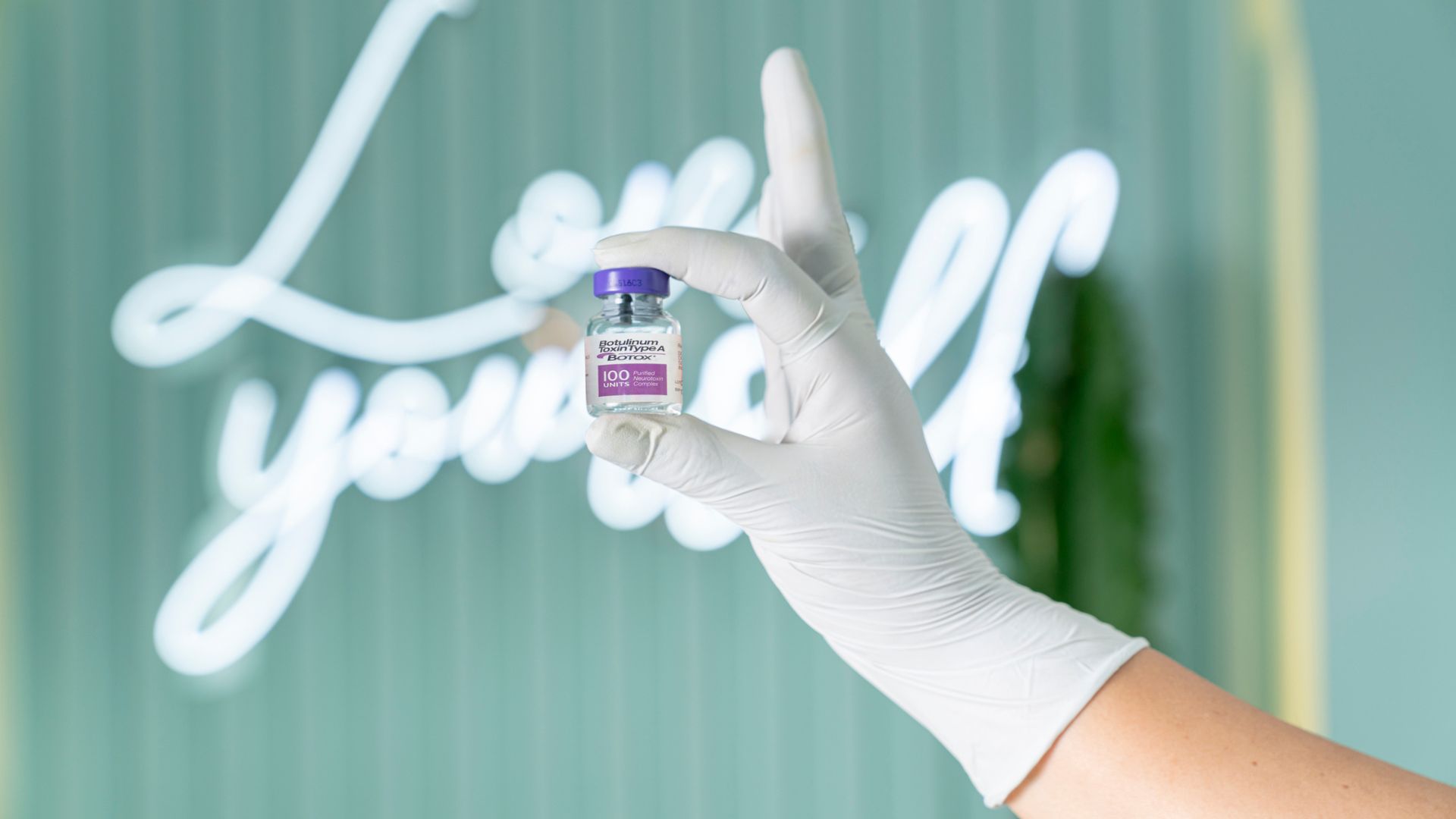 What Patients Should Know Before Choosing Dental Botox Option