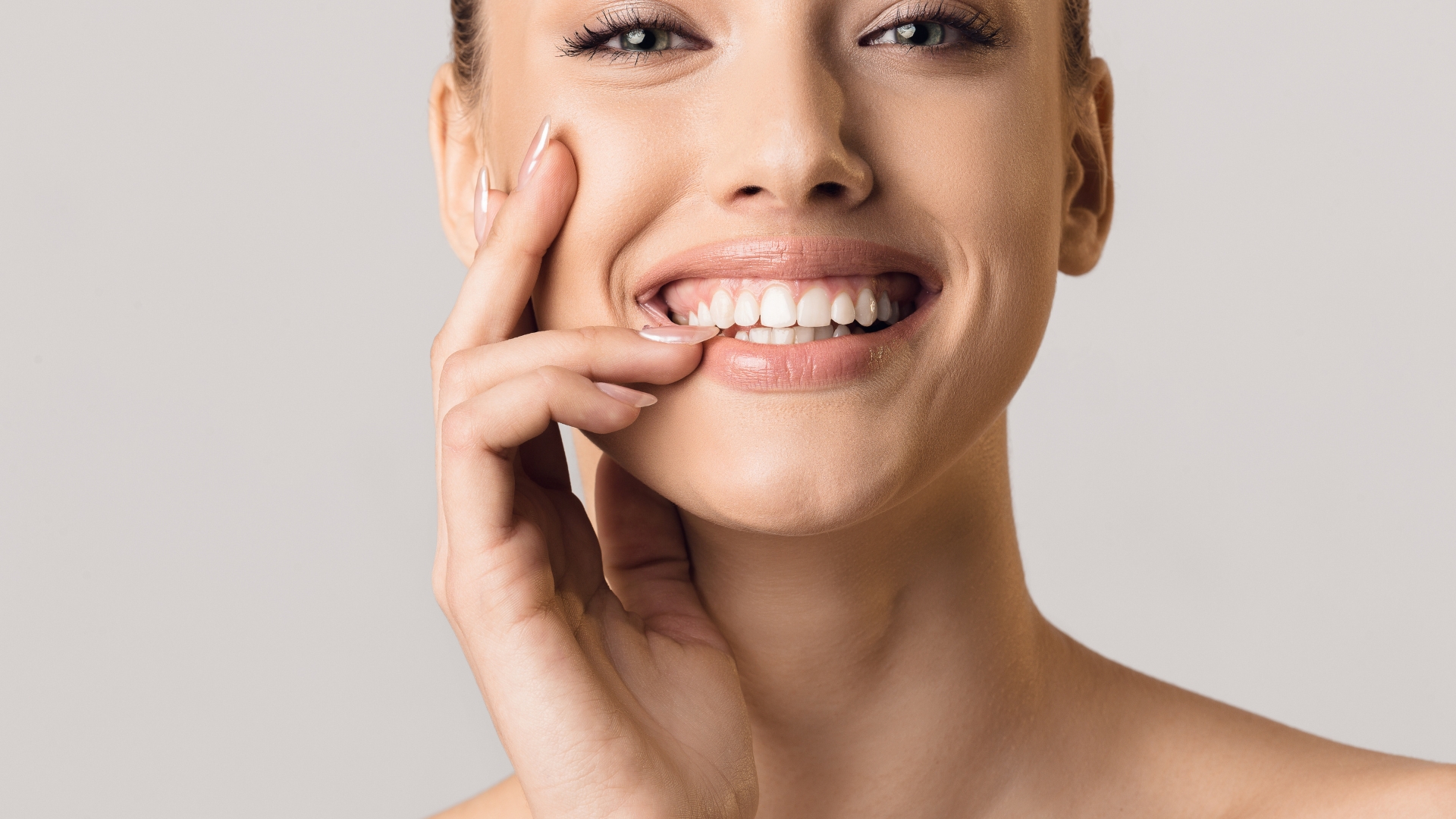 Call Westside Aesthetic Dentistry for a Smile Makeover in Marina del Rey