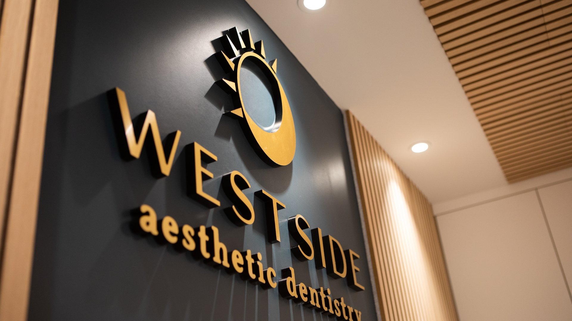 How Do I Choose the Right Cosmetic Dentist in Playa Vista_ - Learn More Today