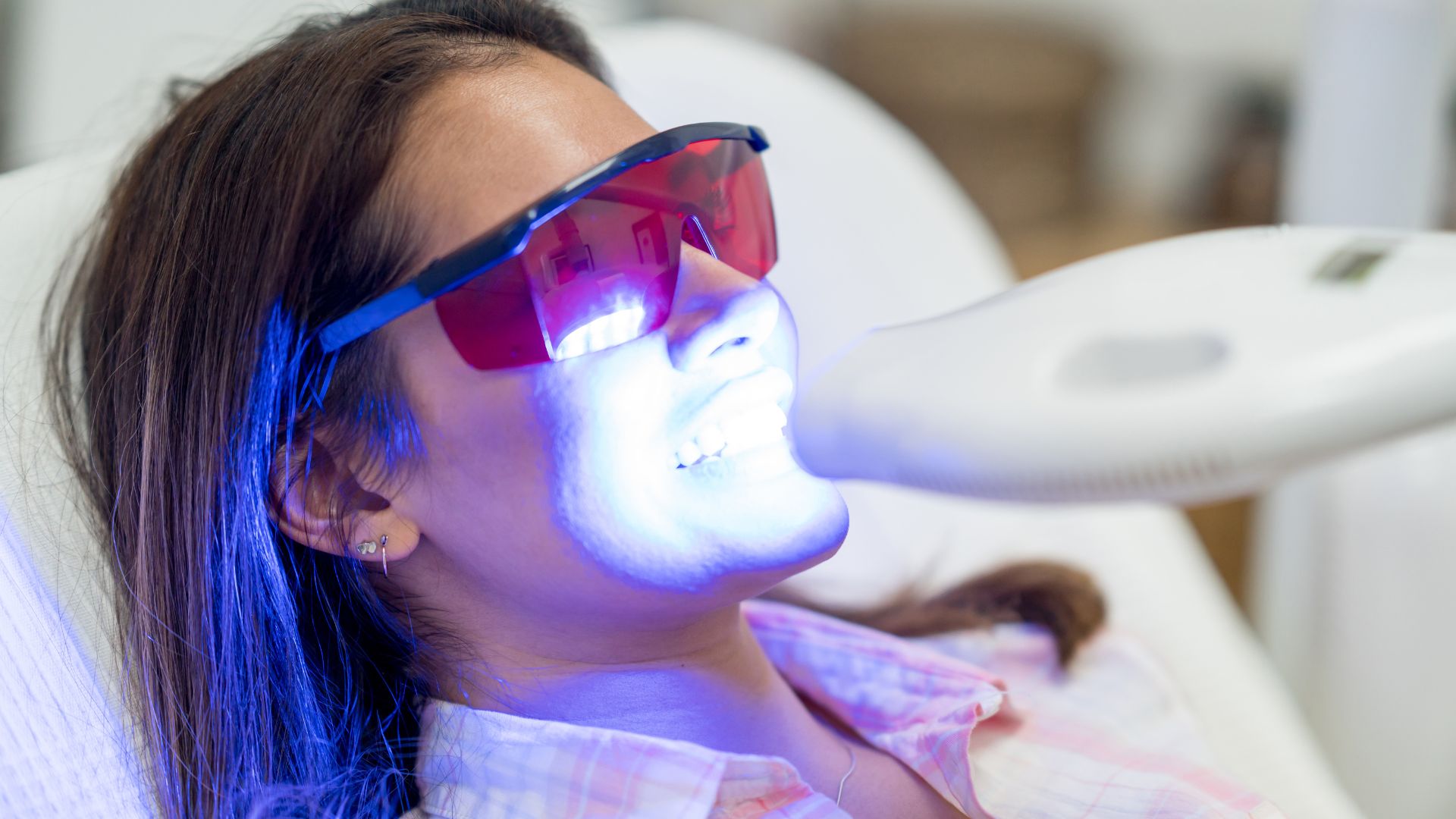 How Westside Aesthetic Dentistry Helps Teeth Whitening Look Bright