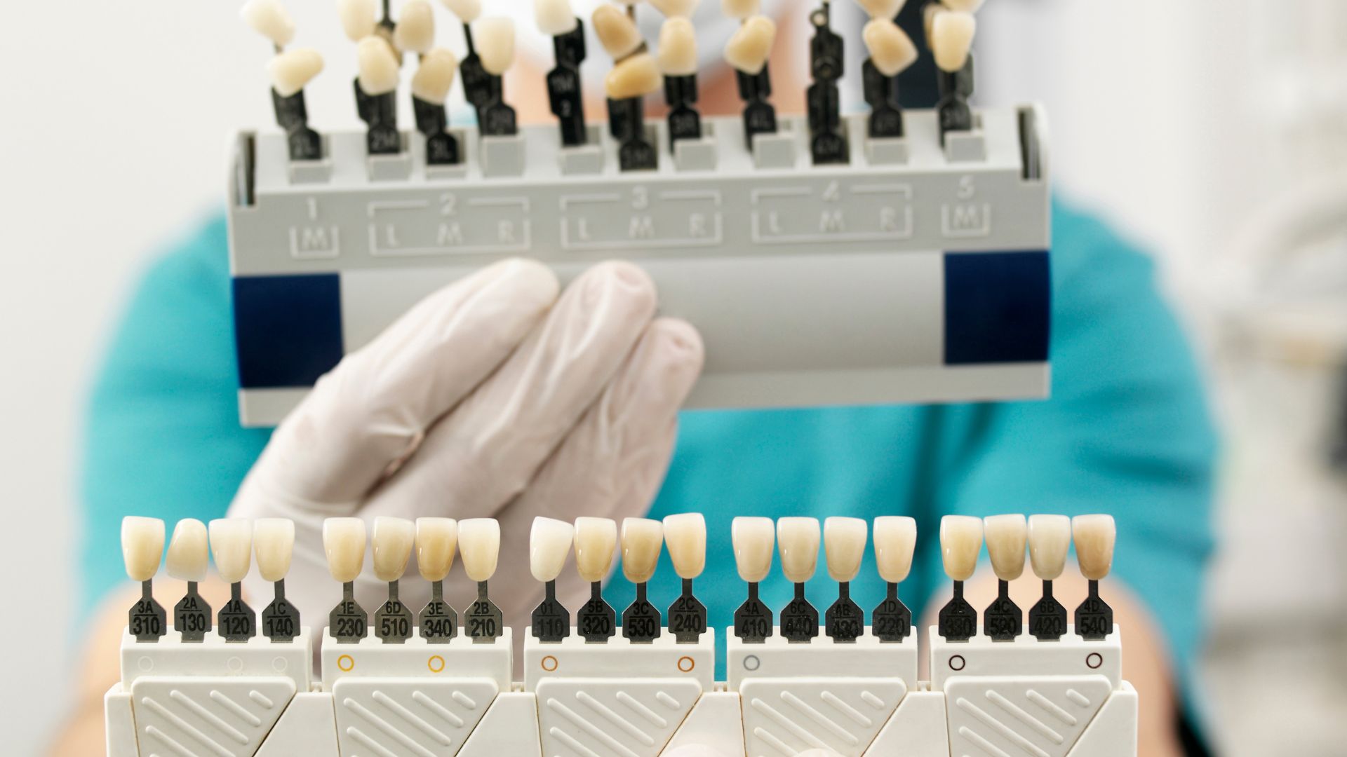 Schedule a Veneers Consultation in Del Rey Image