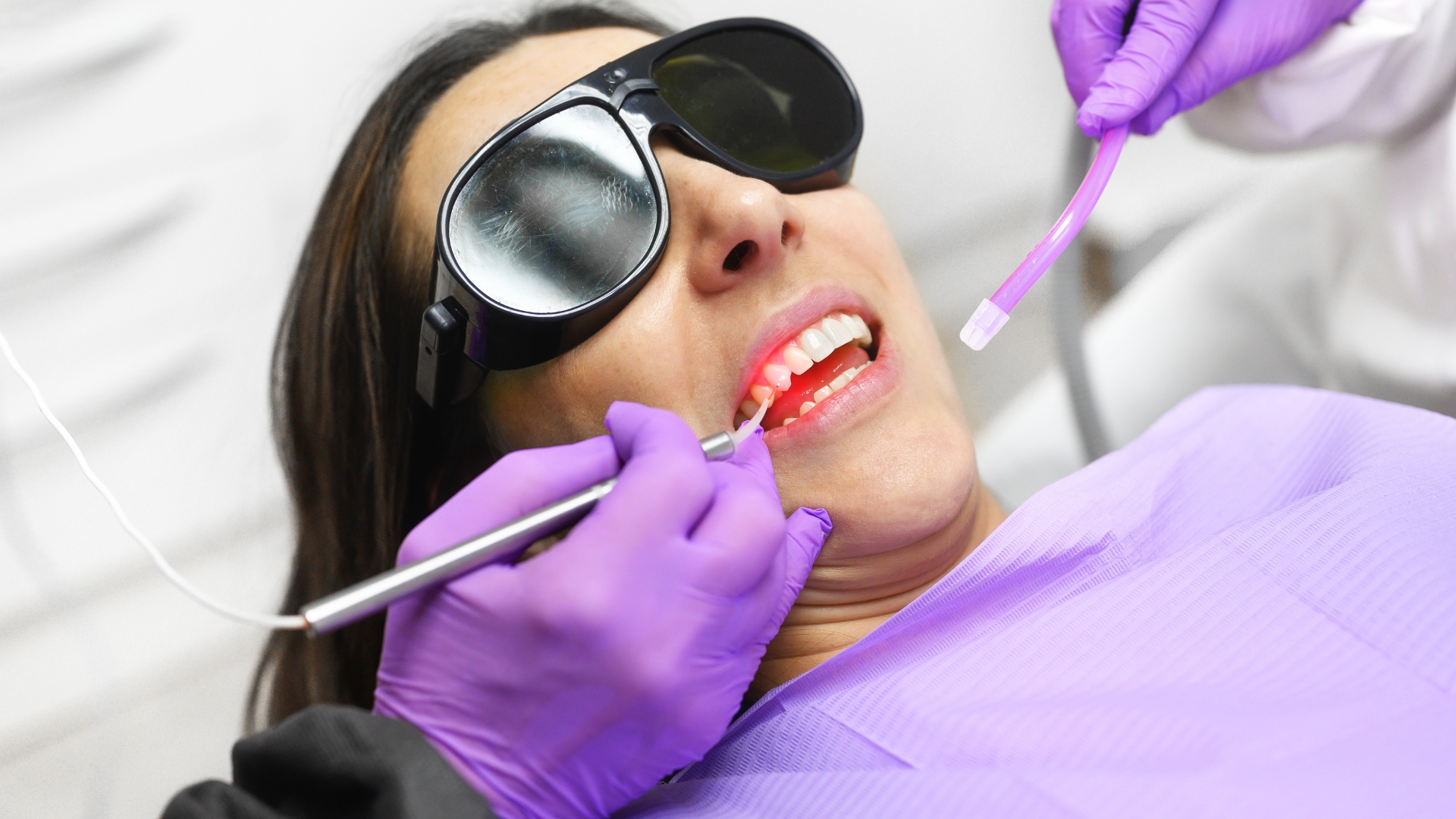 What Is the Difference Between Cold Sores and Canker Sores in Dental Care